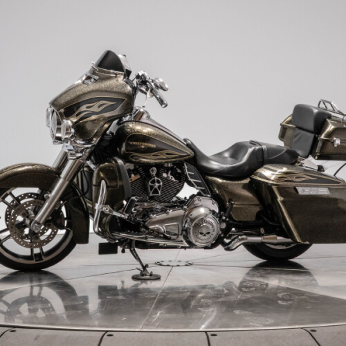 2016 HARLEY-DAVIDSON FLHXS STREET GLIDE SPECIAL in HC Black Gold Flake thumb 0