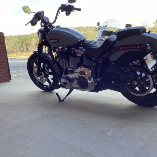 2026 Harley-Davidson® Street Bob® Dark Billiard Gray Chrome Cast Wheels thumb 0