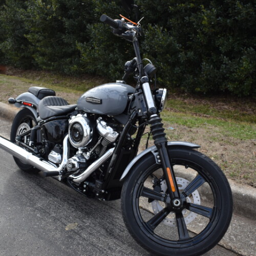 2026 Harley-Davidson® Street Bob® | New Cruiser Motorcycle thumb 3