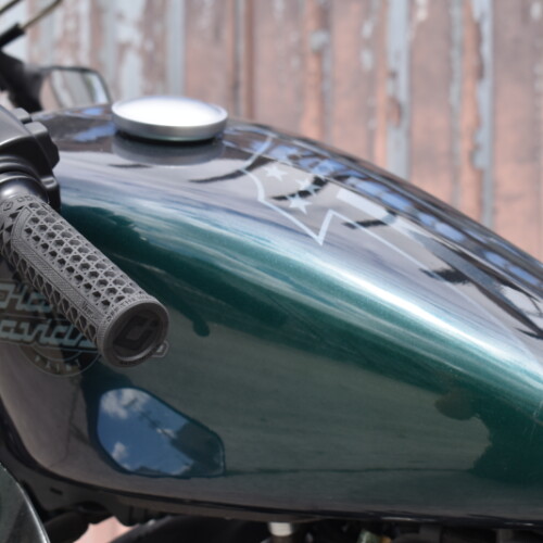 2021 Harley-Davidson® Iron 883™ XL 883N thumb 2
