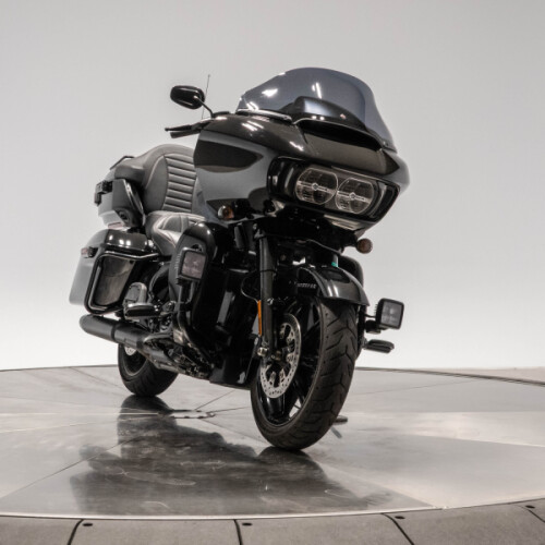 2022 HARLEY-DAVIDSON FLTRK ROAD GLIDE LIMITED in Vivid Black thumb 2