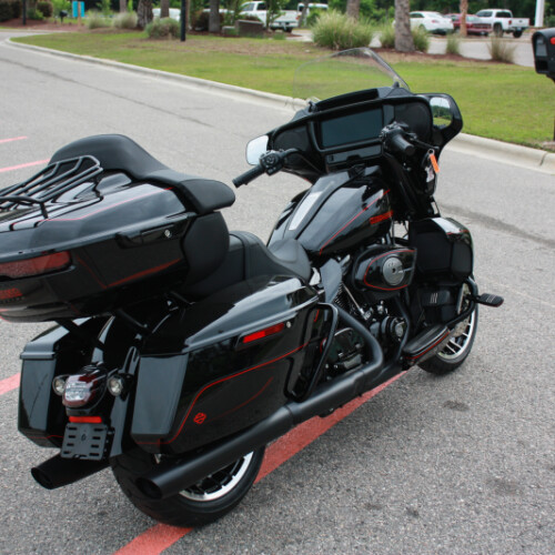 2026 Harley-Davidson® Street Glide Limited FLHXL thumb 3