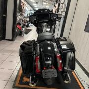 2026 Harley-Davidson® Street Glide® Vivid Black Chrome Trim thumb 1