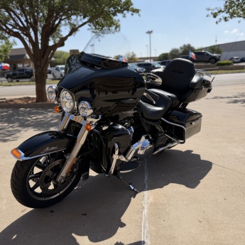 2018 Harley-Davidson® Ultra Limited Vivid Black thumb 0