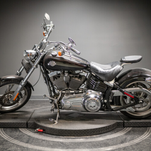 2008 Softail® Rocker™ C (FXCWC) thumb 2