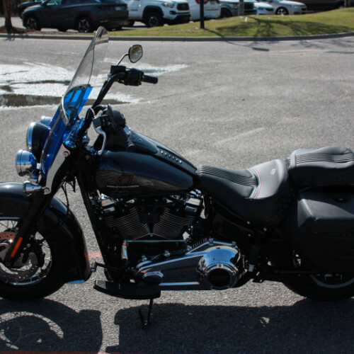 2026 Harley-Davidson® FLHC Heritage Classic® thumb 0