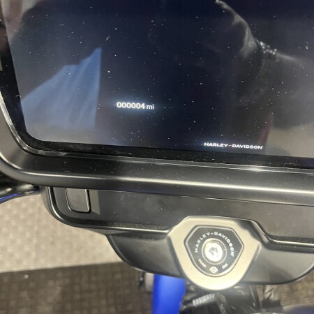 2026 Harley-Davidson® Street Glide® Aurora Blue Denim - Chrome thumb 0