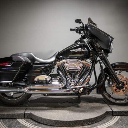 2016 Street Glide® Special (FLHXS) thumb 3