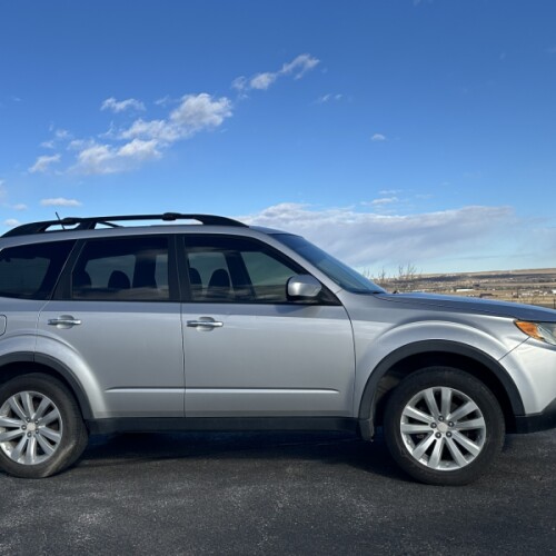 2011 Subaru Forester Premium  thumb 3