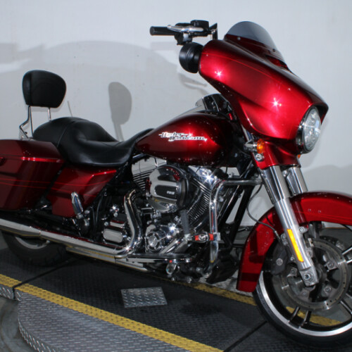 2016 Harley-Davidson Street Glide Special Grand American Touring FLHXS thumb 2