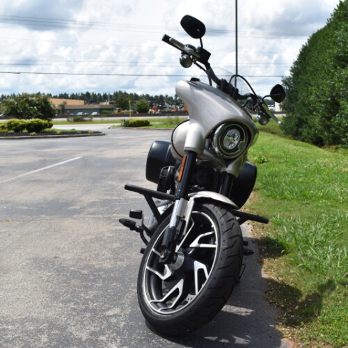 2018 Harley-Davidson® Sport Glide™ thumb 2