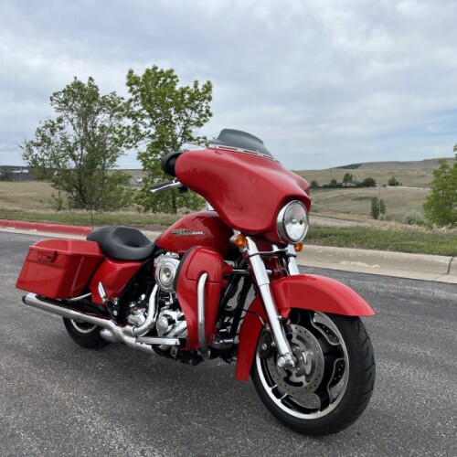 2010 Harley-Davidson Street Glide thumb 3