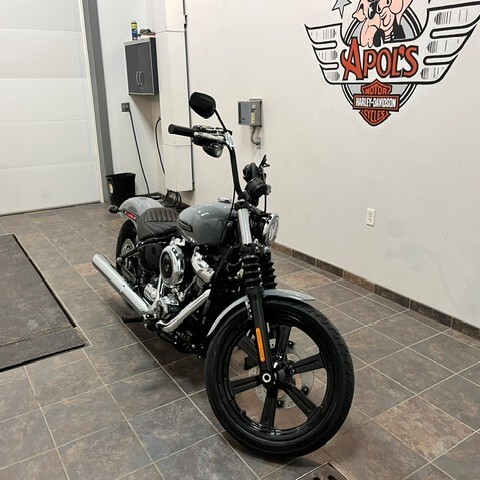 FXBB 2026 Street Bob® thumb 3