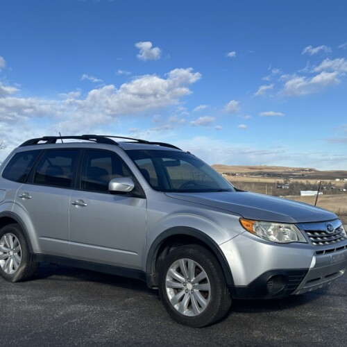 2011 Subaru Forester Premium  thumb 2