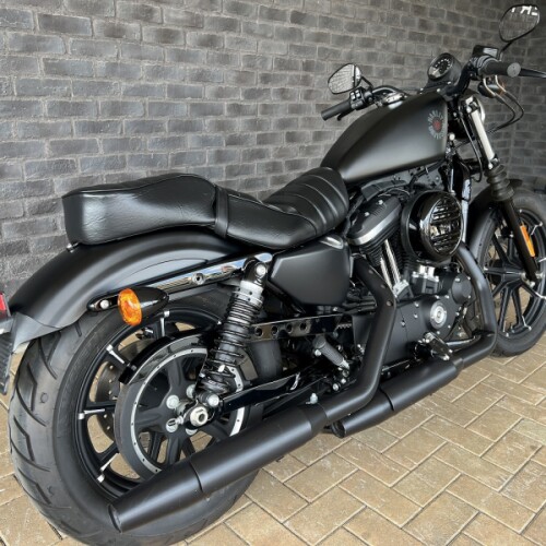 2021 Harley-Davidson® Iron 883™ Black Denim thumb 2