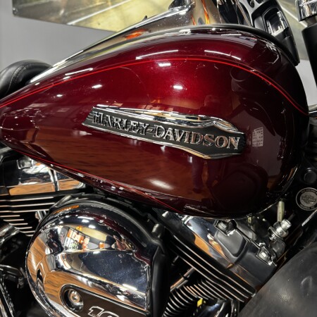 2015 Harley-Davidson® Electra Glide® Ultra Classic® Low MYSTERIOUS RED W/ PINSTRIPE thumb 3