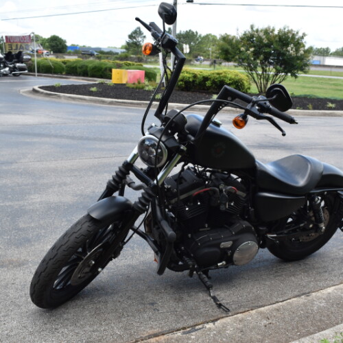 XL 883N 2013 Iron 883™ thumb 1