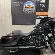 2026 Harley-Davidson® Street Glide® Vivid Black Black Trim thumb 3