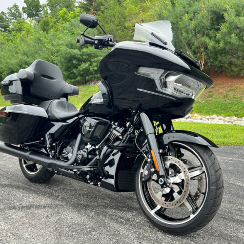 FLTRX 2025 Road Glide™ thumb 1