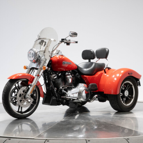 2020 Harley-Davidson FLRT Freewheeler in Performance Orange with 15,474 miles thumb 0