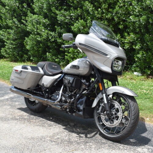 FLHXSE 2023 CVO™ Street Glide® thumb 3