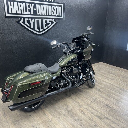 2026 Harley-Davidson® Road Glide®  thumb 0