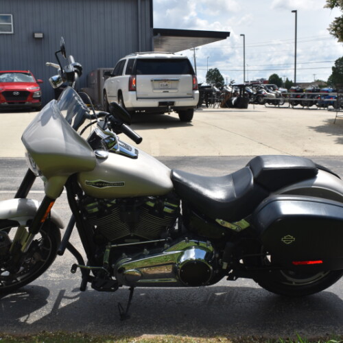 2018 Harley-Davidson® Sport Glide™ thumb 0