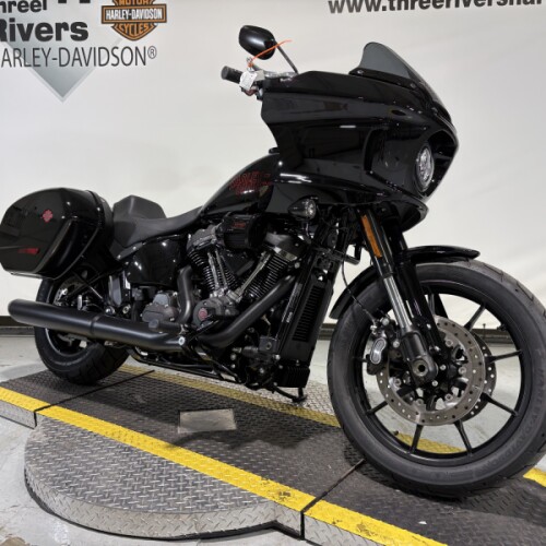 2026 Harley-Davidson® Low Rider® ST Vivid Black Black Trim thumb 2