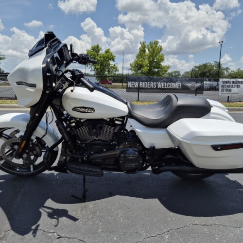 FLHX 2024 Street Glide® thumb 0