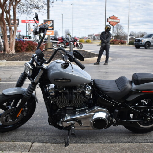 2026 Harley-Davidson® Street Bob® | New Cruiser Motorcycle thumb 0