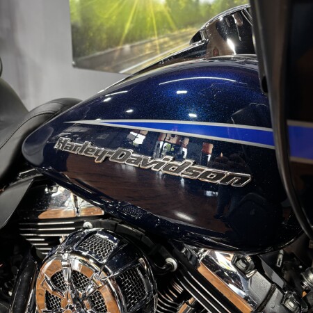 2013 Harley-Davidson® Road Glide® Ultra BIG BLUE PEARL thumb 2