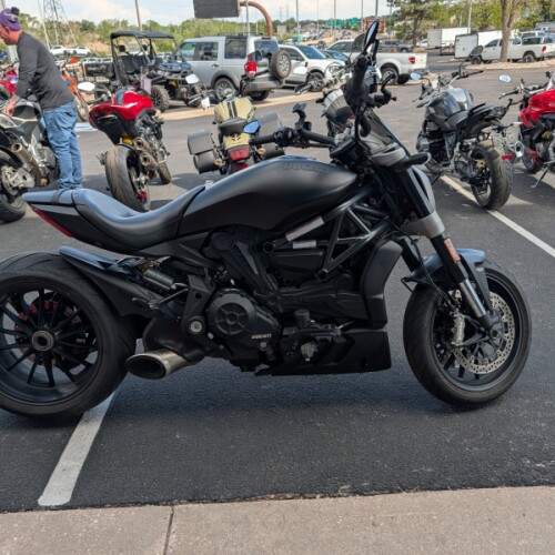 2022 Ducati XDiavel Dark thumb 2