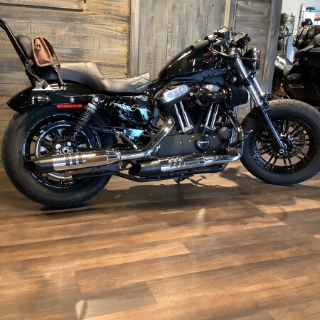Harley-Davidson® Forty-Eight® 2022 XL 1200X U121-22 Vivid Black thumb 0