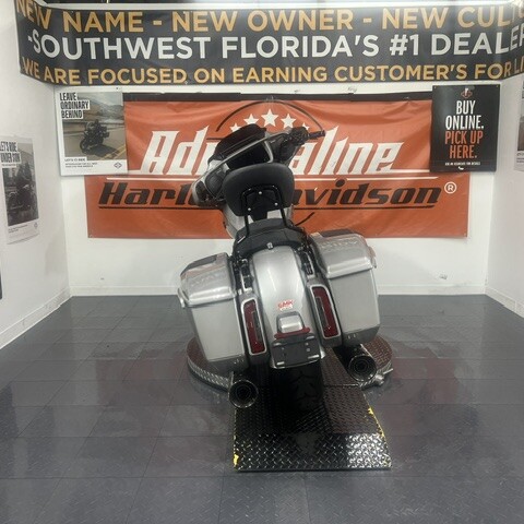 2023 Harley-Davidson® CVO™ Street Glide® | Pre-Owned Premium Touring Motorcycle thumb 1