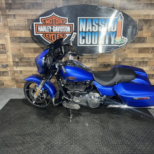 2026 Harley-Davidson® Street Glide® Aurora Blue Denim - Chrome thumb 2