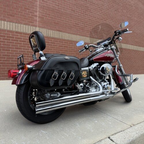 2005 Harley-Davidson® Low Rider® Two-Tone Vivid Black and Lava Red Sunglo thumb 2