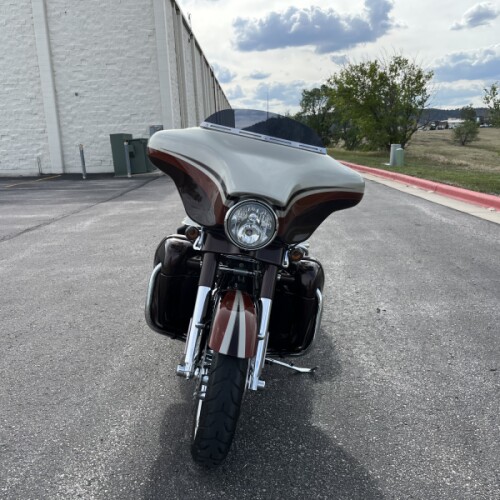 2011 Harley-Davidson Street Glide CVO thumb 2