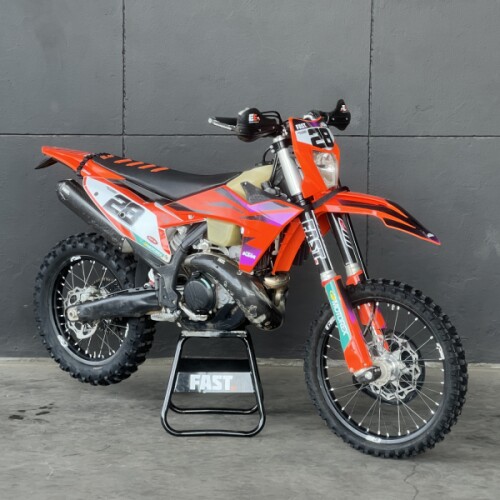2024 KTM 300 XC-W ORANGE thumb 3