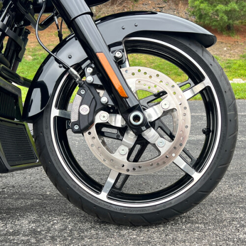 FLTRX 2025 Road Glide™ thumb 2