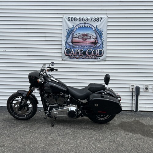 2021 Harley-Davidson® Sport Glide® Vivid Black Deluxe thumb 3