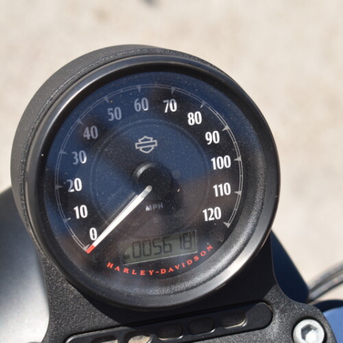 2021 Harley-Davidson® Iron 883™ XL 883N thumb 3