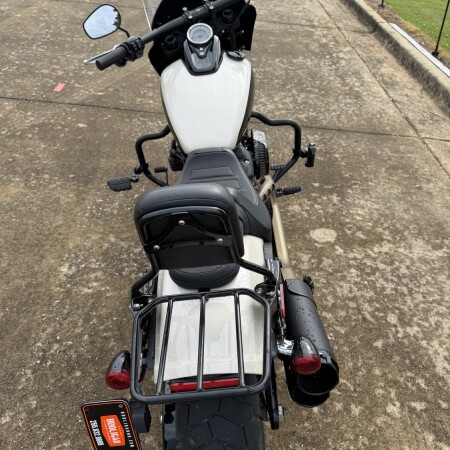 2022 Harley-Davidson® Fat Bob® 114 | Pre-Owned Cruiser Motorcycle thumb 2