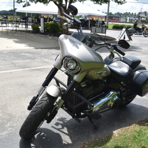 2018 Harley-Davidson® Sport Glide™ thumb 1