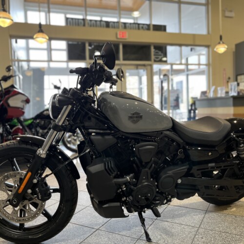 RH975 2026 Nightster® thumb 0