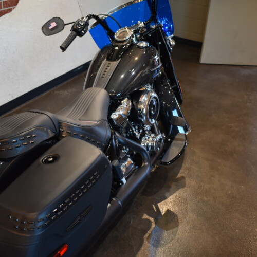 2026 Harley-Davidson® Heritage Classic Midnight Ember w/Laced Wheels thumb 1