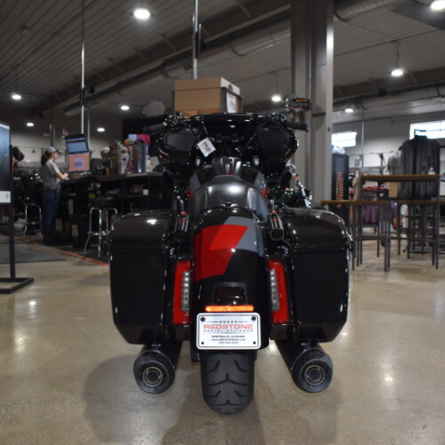2025 Harley-Davidson® CVO™ Road Glide® ST Hot Lap thumb 1