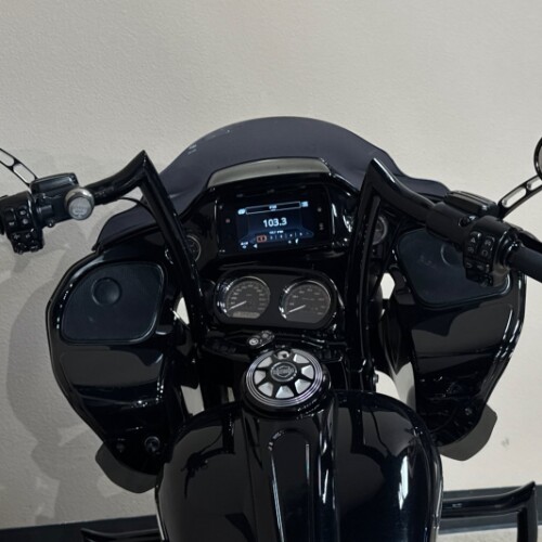 FLTRXS 2019 Road Glide® Special thumb 2