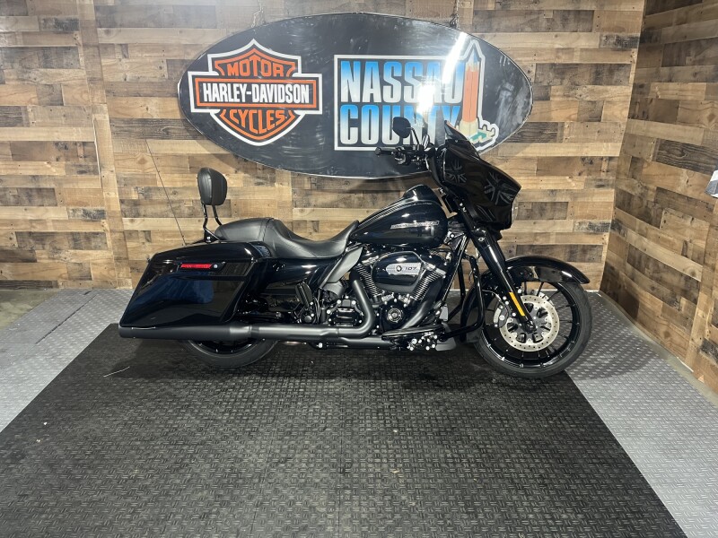 2018 Harley-Davidson® Street Glide® Special