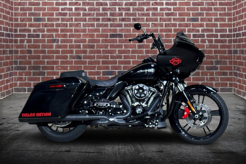 FLTRXS 2019 Road Glide® Special