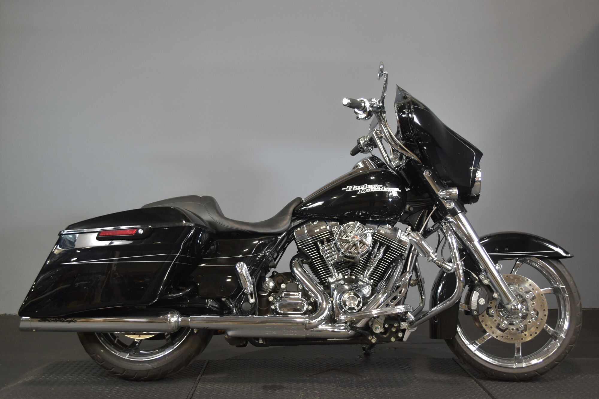 2022 Harley-Davidson® Ultra Limited FLHTK | Desert Wind Harley